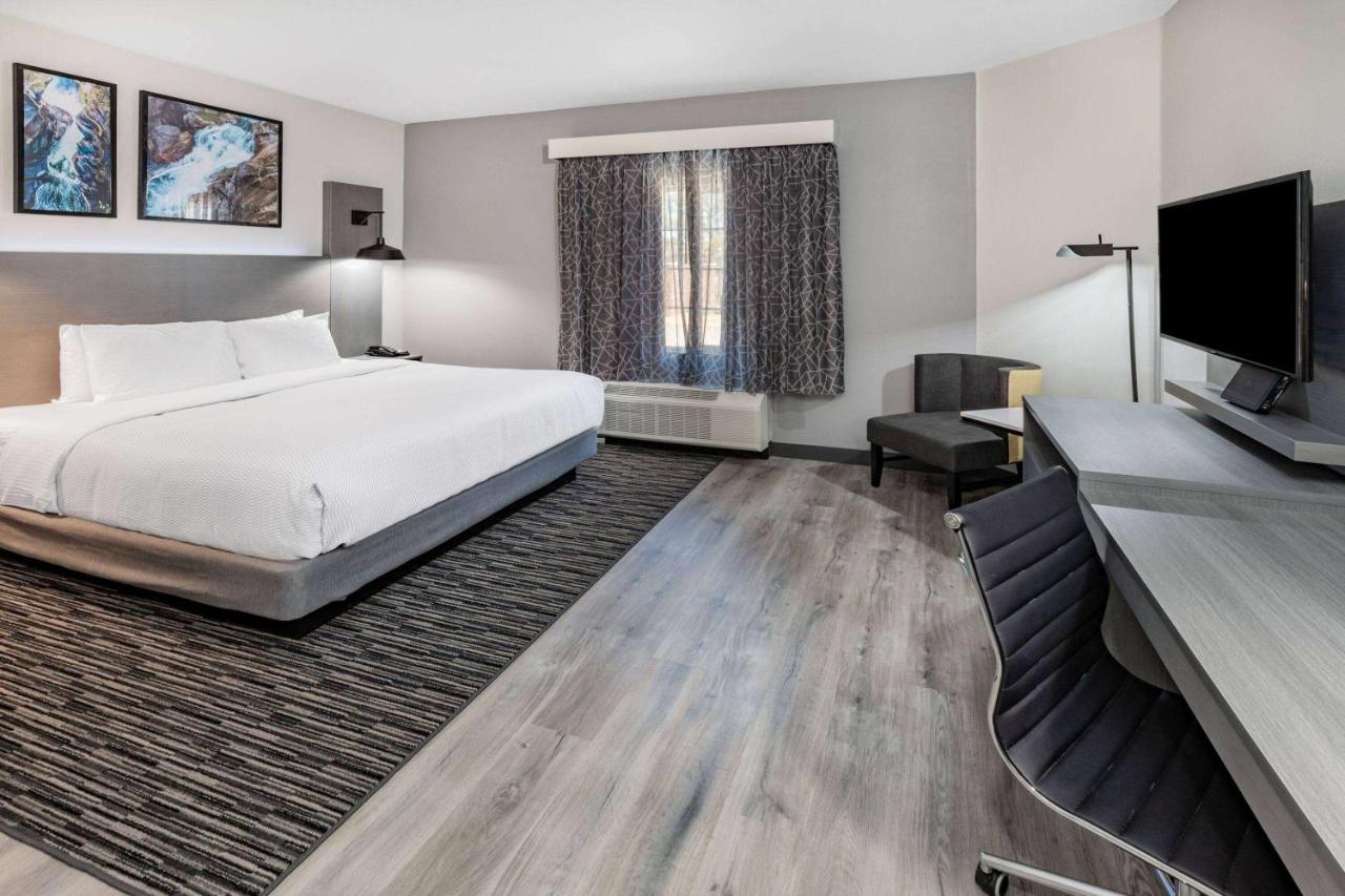 La Quinta Inn & Suites By Wyndham Адмор Екстериор снимка